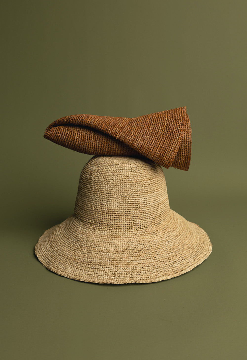Izzy Sunhat
