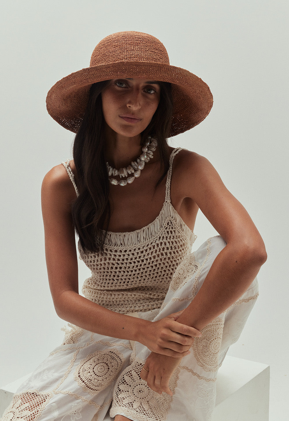 Izzy Sunhat