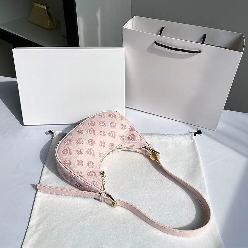 Karla Baguette Bag