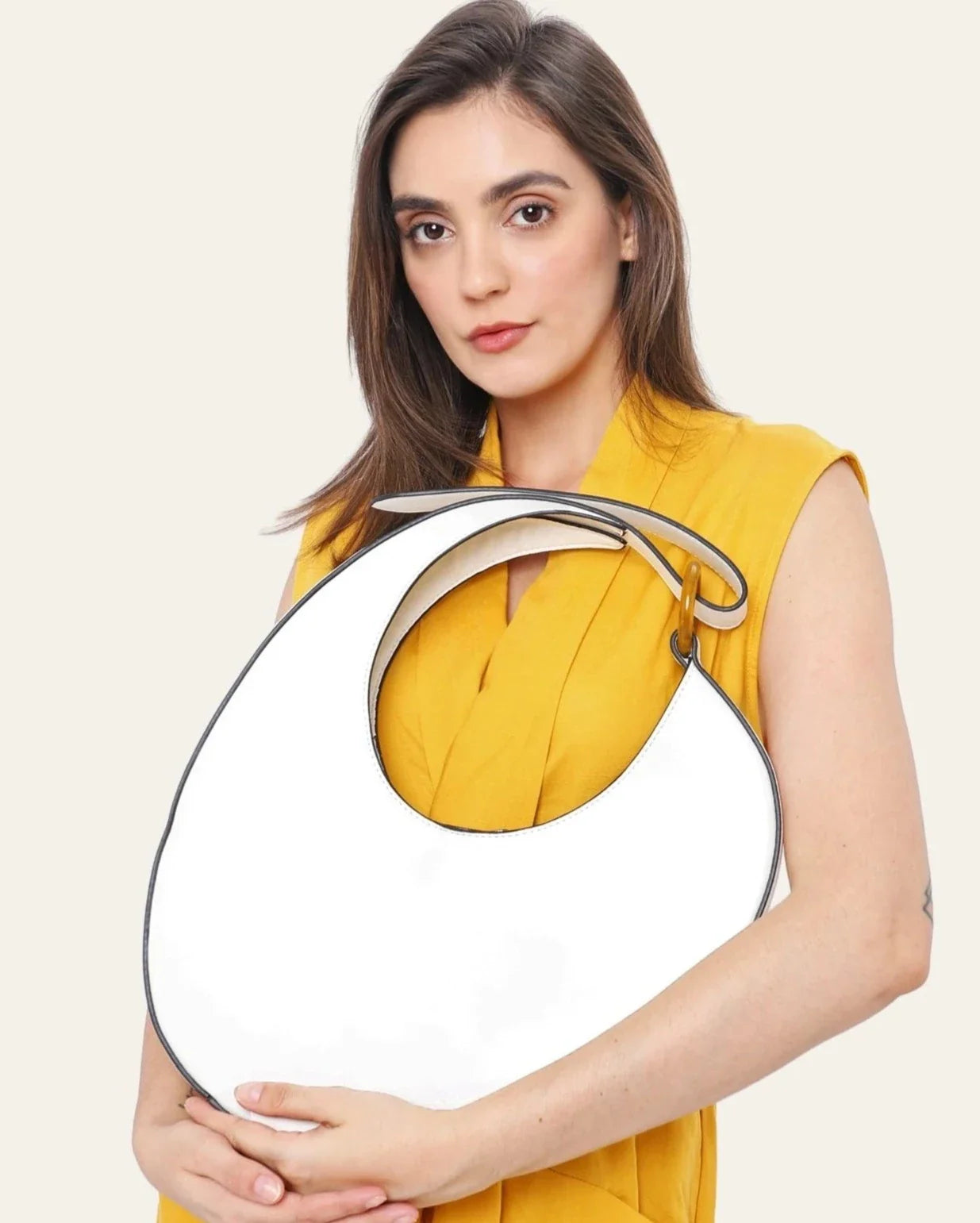 Cris Oval Bag