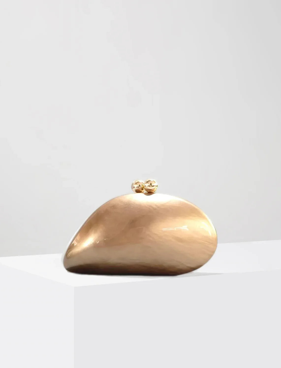 Ariel Acrylic Pearlescent Shell Clutch Bag