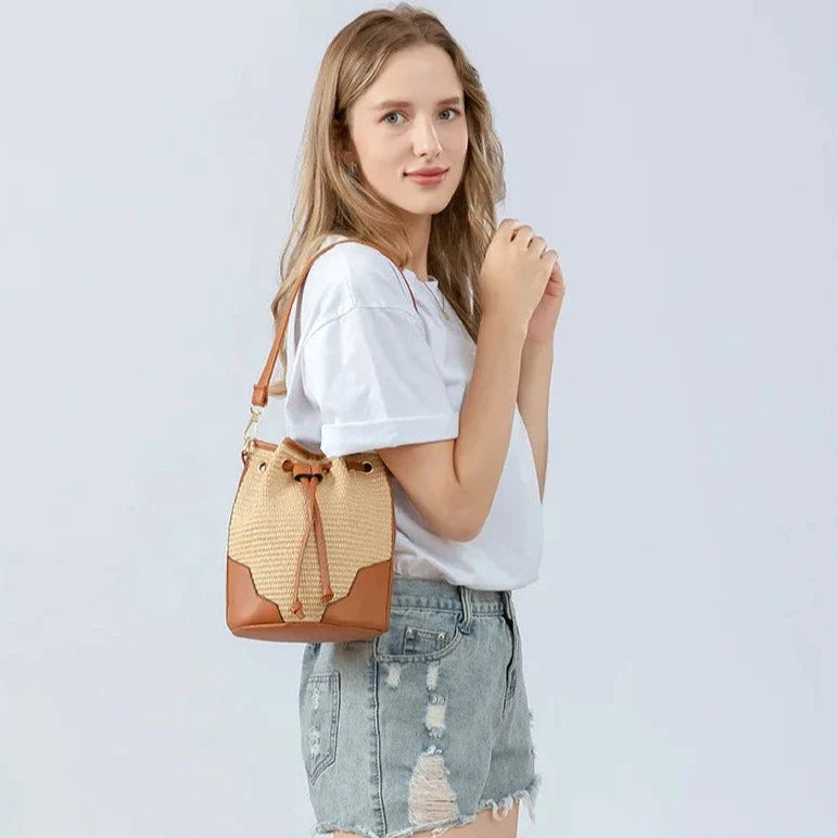 Marília Crossbody Bucket Bag