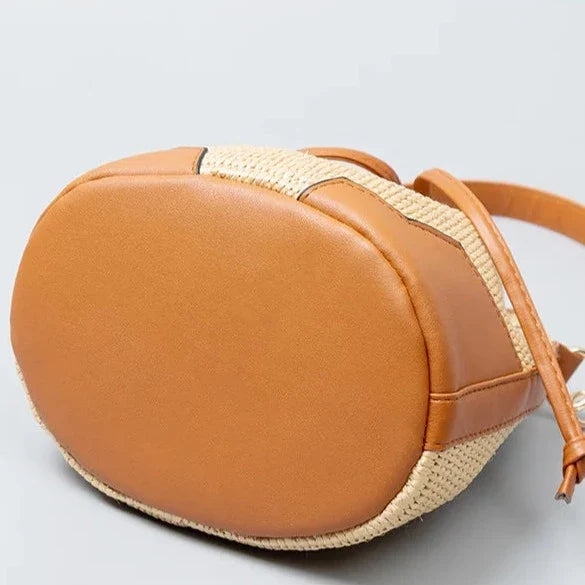 Marília Crossbody Bucket Bag