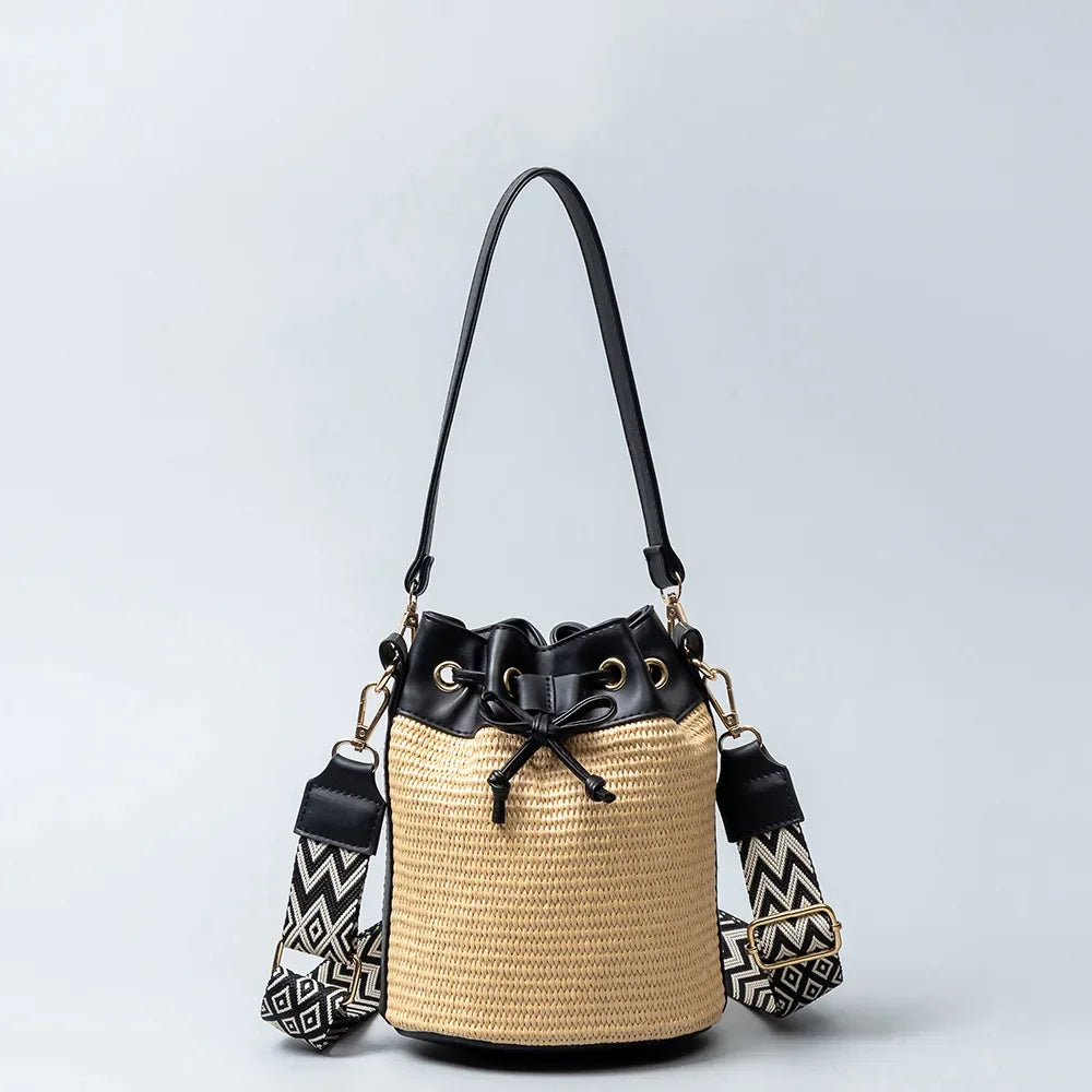 Marília Crossbody Bucket Bag